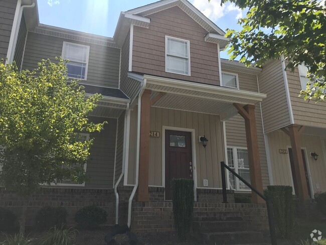 Building Photo - Cornerstone Townhome