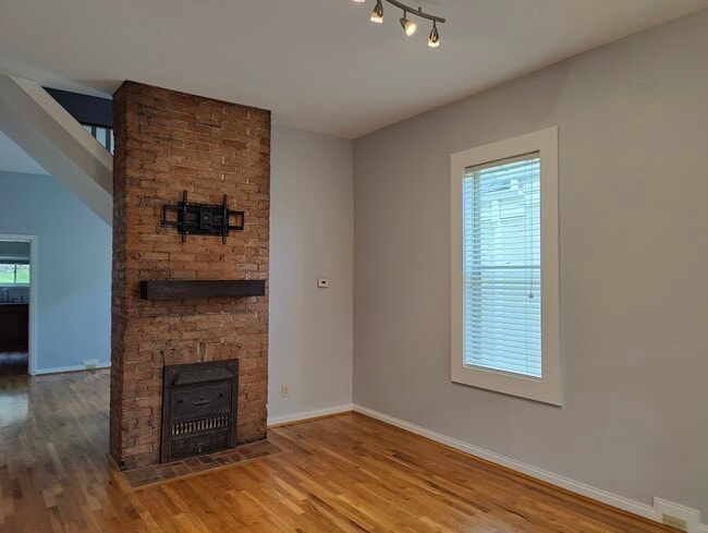 Photo - 3434 Walworth Ave Unit 3434 Walworth
