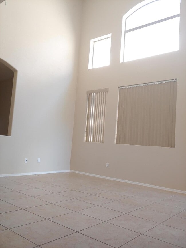 Photo - 1922 N 106th Ln