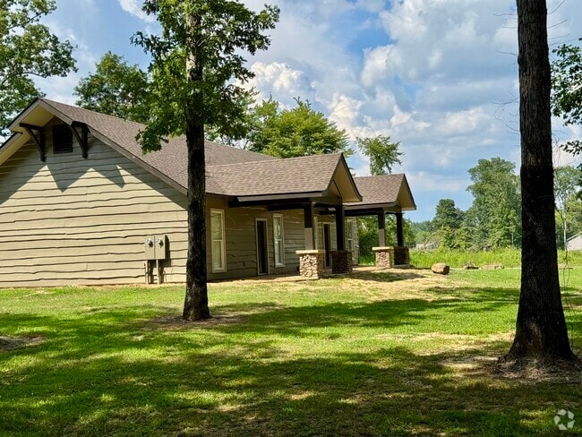 Building Photo - 3838 County Road 222 Unit B Rental