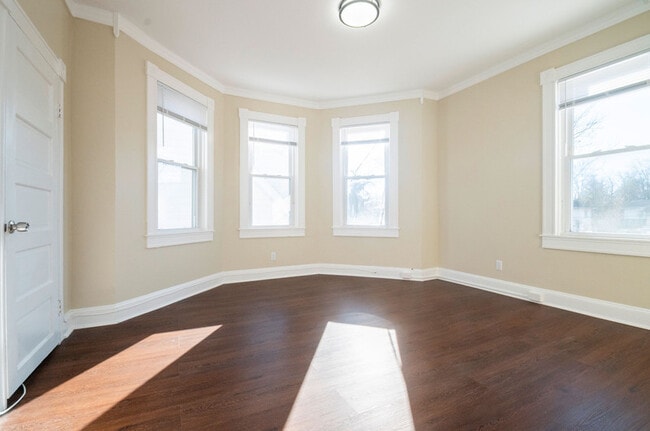 Bedroom 1 - 5327 Wesley Ave Unit 2nd Floor
