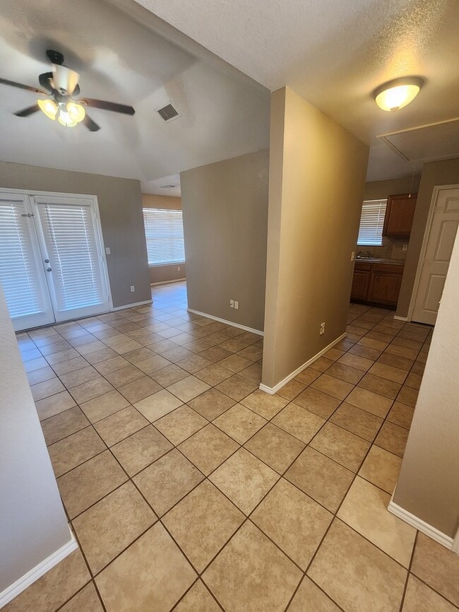 Photo - 3 bed 2 bath 1 car garage