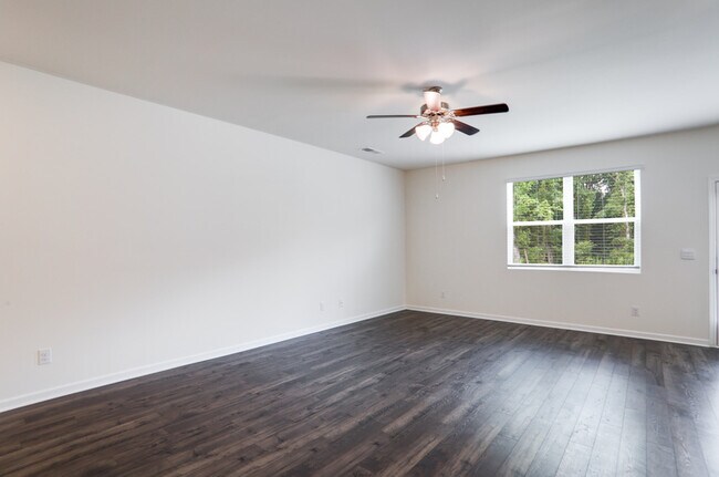 Photo - 1050 King Iron Dr