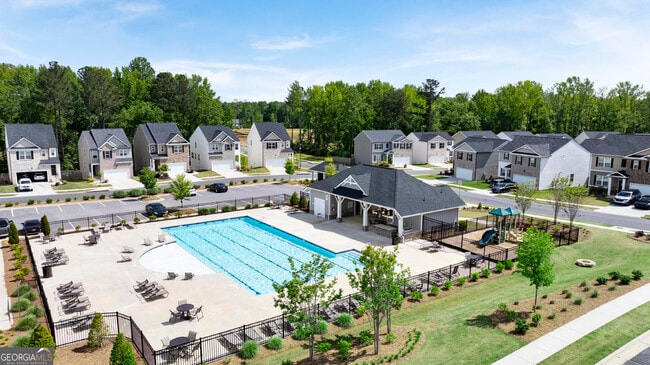 Photo - 174 Woodbrook Trl