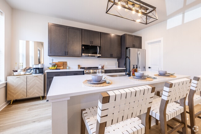 3BR, 3BA - 1,590 - Kitchen - Charleston Mills Luxury Townhomes