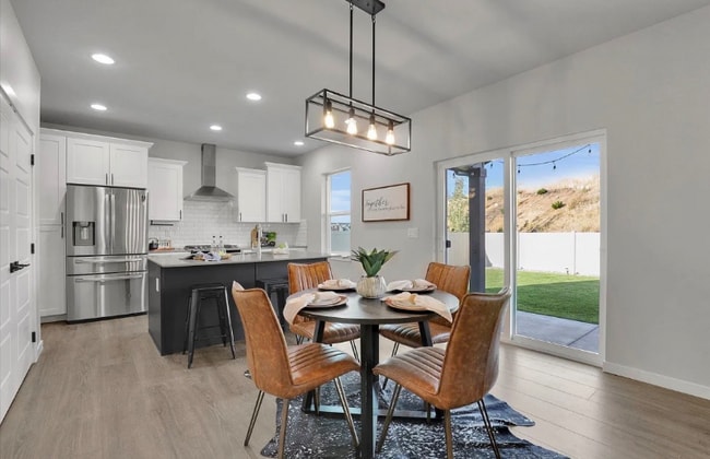 Photo - 273 S Legacy Ridge Dr