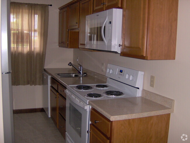 Galley Kitchen - 320 Mitchell St Rental