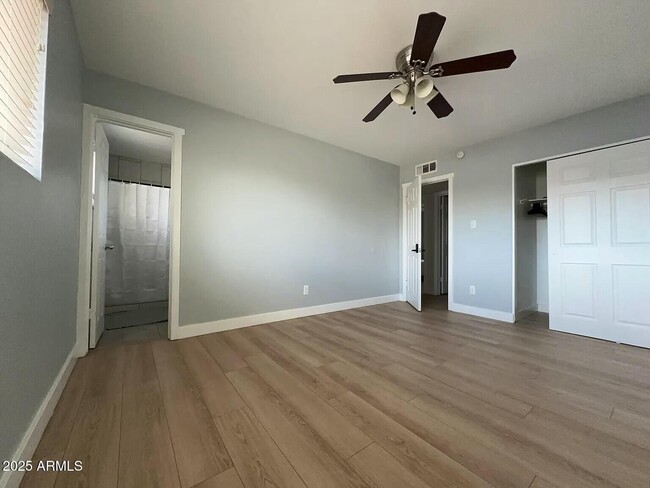 1 W Fairmont Dr