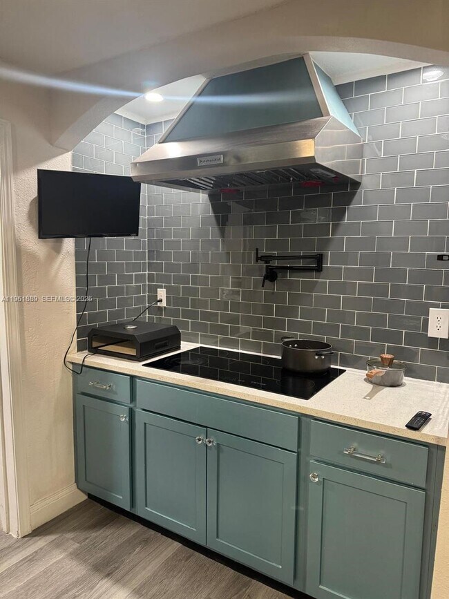 Photo - 11115 Duval Rd