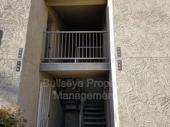 Photo - 1111 E University Dr Unidad #237