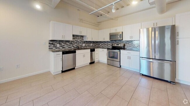 Building Photo - Downtown Condo Views 1/bd 1/ba