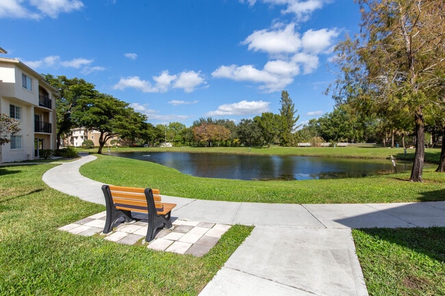 Photo - 1100 Crestwood Ct S Unit 1110