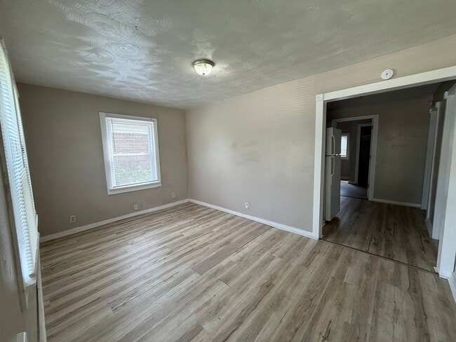 Photo - 3569 Prospect St