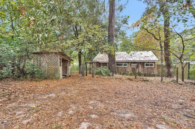 Building Photo - 5934 Beech Dr