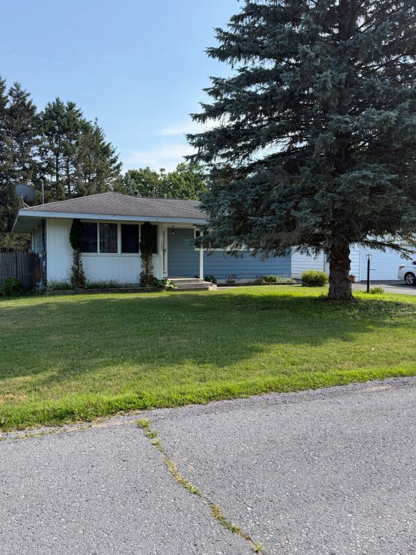 Photo - 107 Hadley Dr