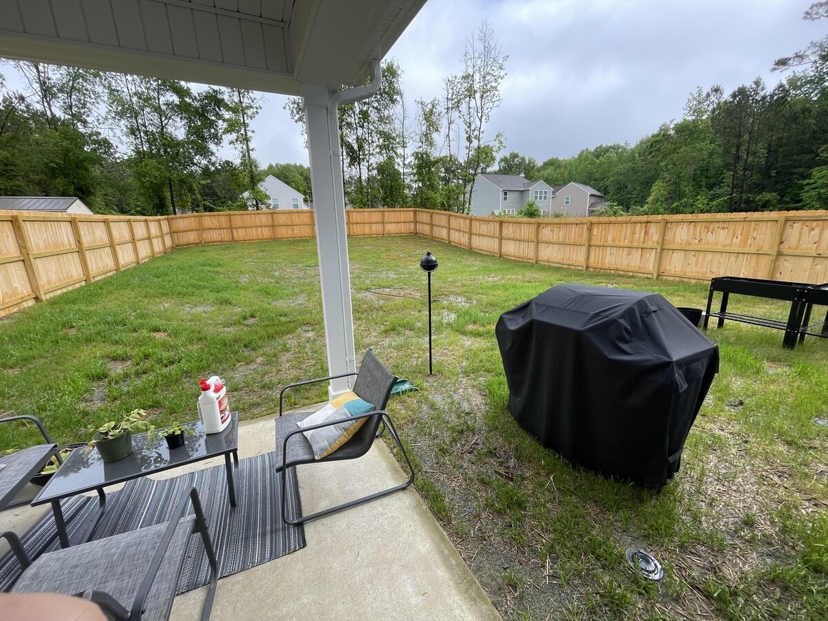 Photo - 325 Whetstone Dr