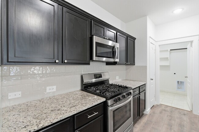 Photo - 2621 Moser Ln