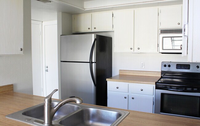 Photo - 4896 S Dudley St Unit 6-10