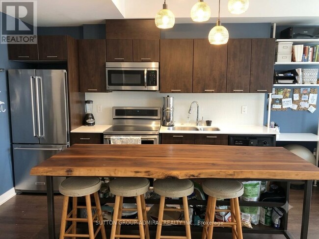 Photo - 20 Bruyeres Mews Unit 217