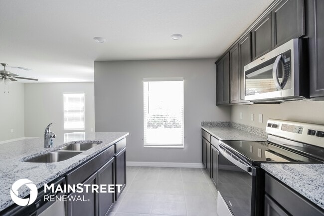 Photo - 127 Tulip Ln