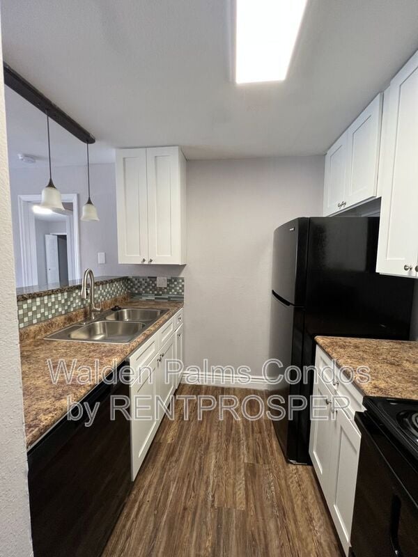 Building Photo - 4720 Walden Cir Unit 1431