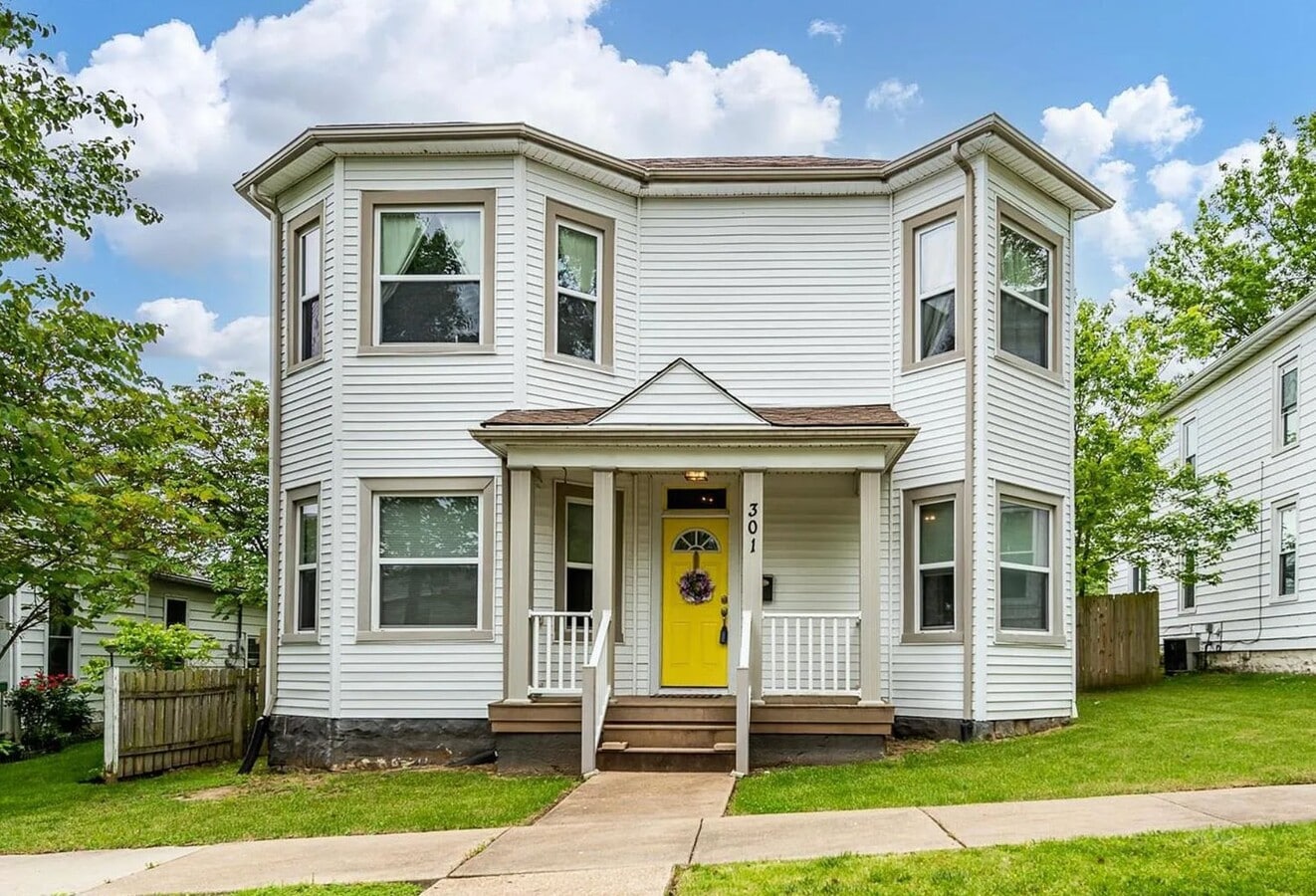 Photo - 301 S 5th St