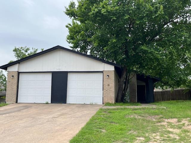 Building Photo - 5103 Purple Sage Dr