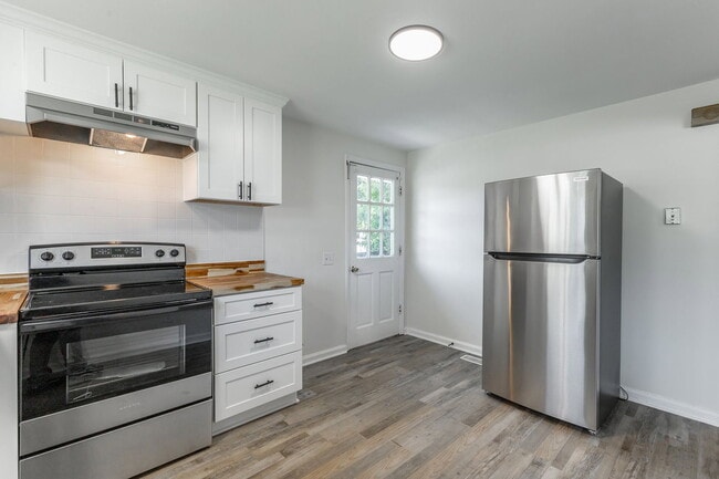 Photo - 2171 Dugan St