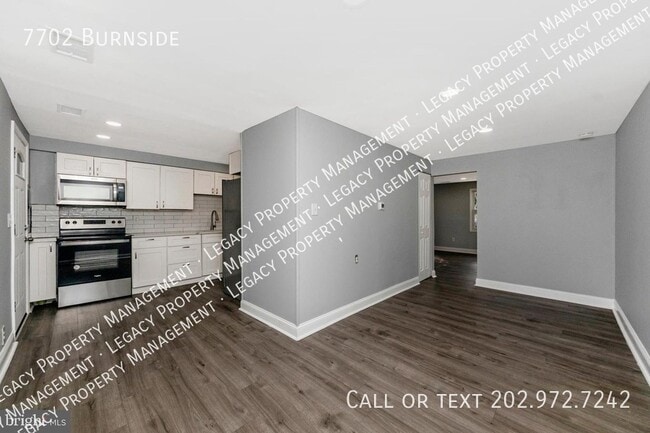 Photo - 7702 Burnside-