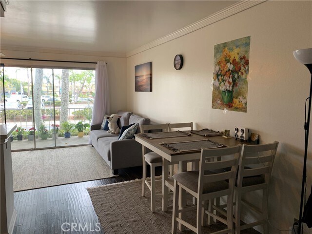 300 Cagney Ln Unit 115