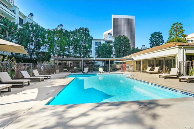 Building Photo - 2122 Century Park Ln Unit 417