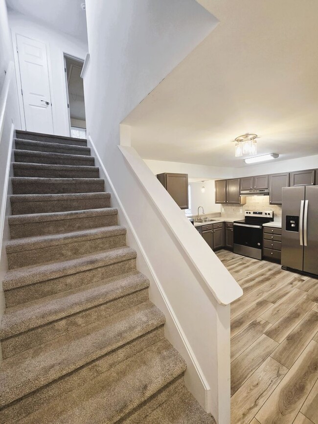 Photo - Renovated Two Bedroom Townhouse Close to L...