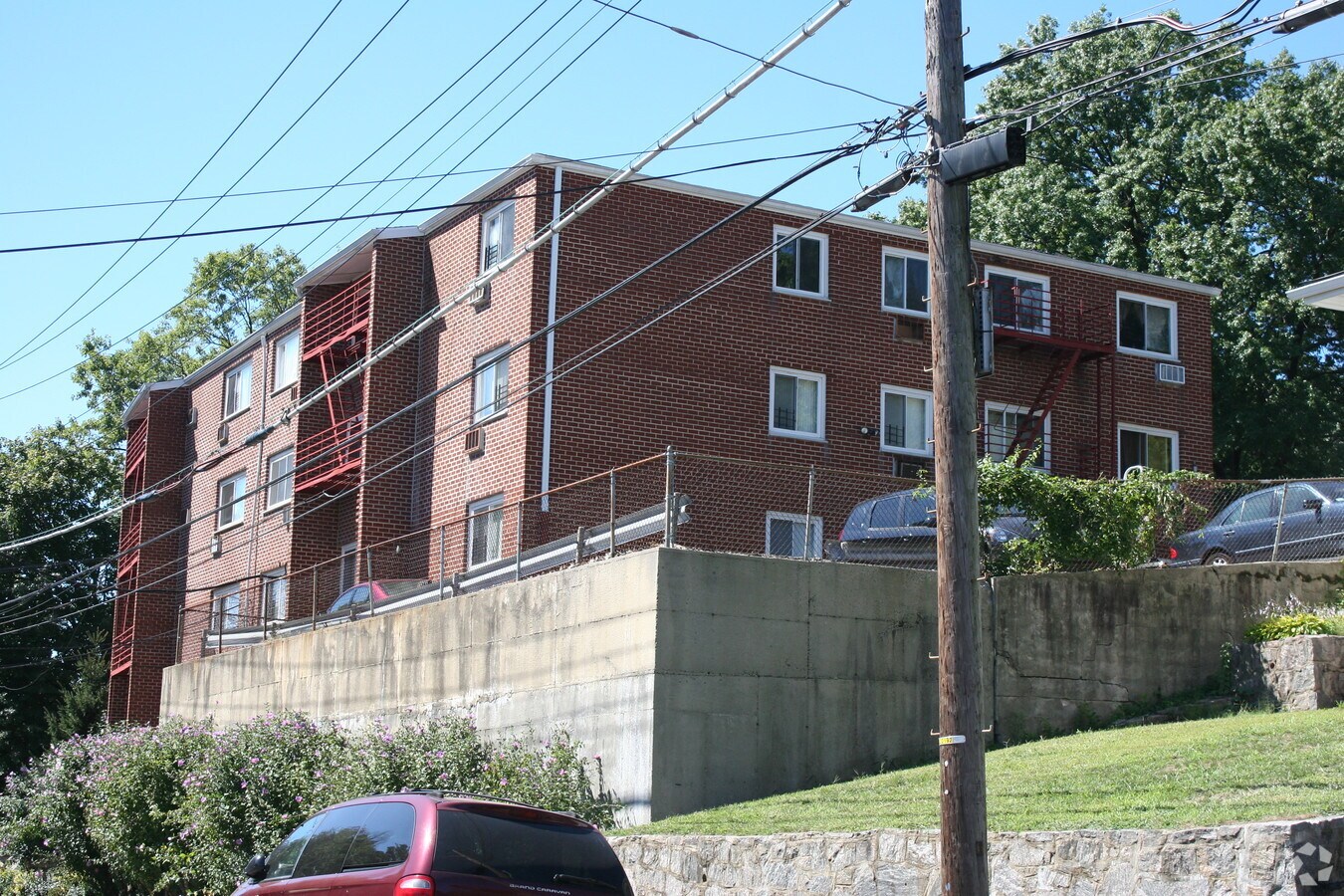 Photo - 251 Woodland Avenue