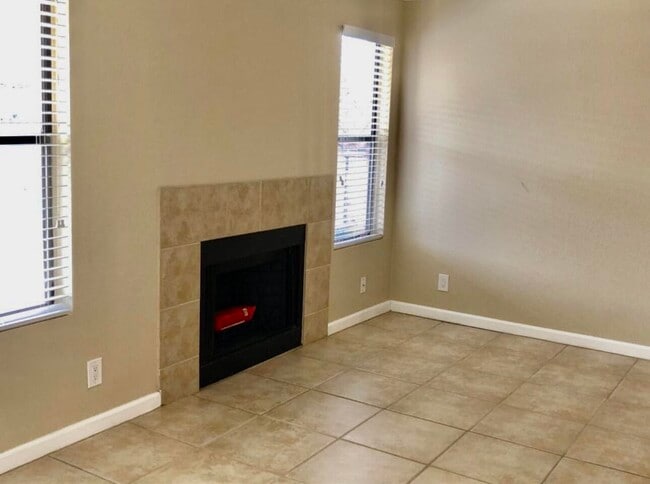Photo - 43376 Cook St Unit 153