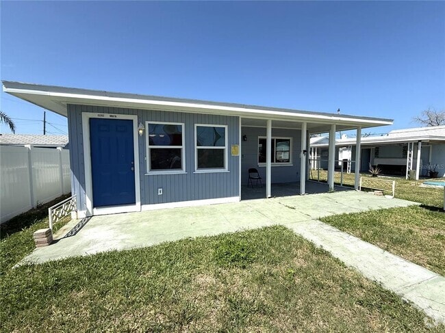 Building Photo - 13202 Boca Ciega Ave Rental