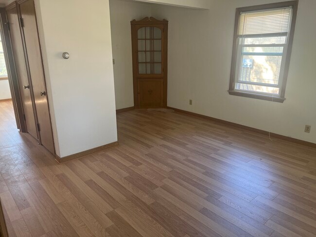 Building Photo - 3171 S 48th St Unit 1 Rental