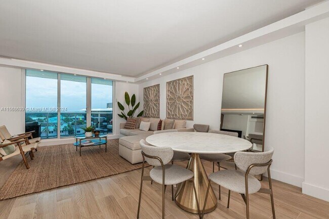 Photo - 2301 Collins Ave Unit 837