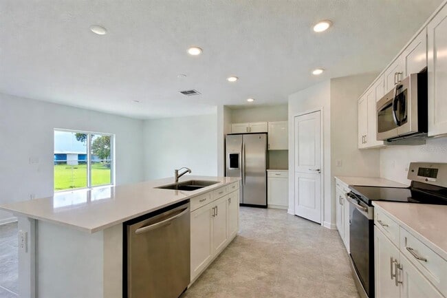 Photo - 1727 Foreman Rd