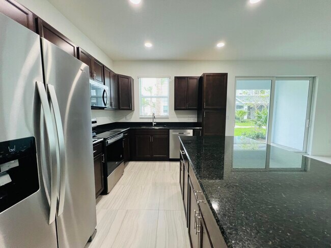 Photo - 16411 Powerscourt Dr