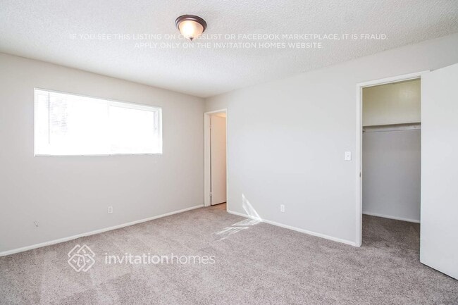 Photo - 1249 E 8th St