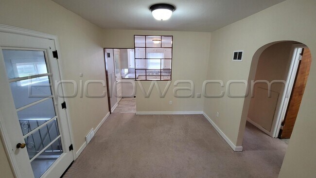 Photo - 3601 Center Point Rd NE