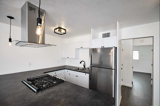 Boho On 40th Street Apartments