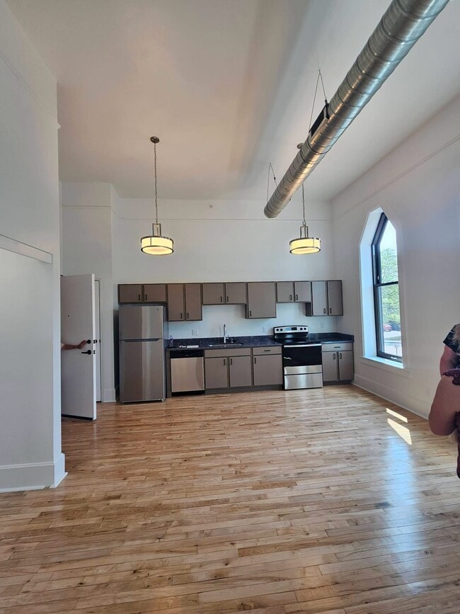 Photo - 183 S Main St Unit Rueping Lofts