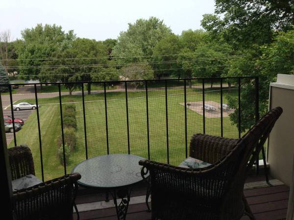 Building Photo - 4110 Rahn Rd Unit 323