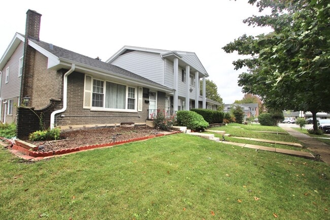 Photo - 7108 W Niles Ave