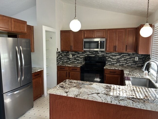 Photo - 530 Chesley Dr