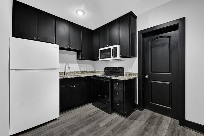 Photo - 1313 10th St