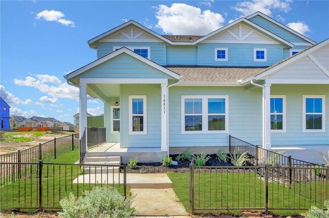 Building Photo - 16811 Radiant Dr Rental