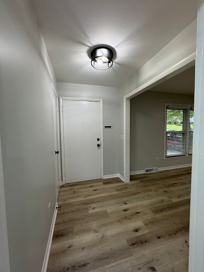 2205 Hathaway Dr Unit 2205 Hathaway Dr Unit A