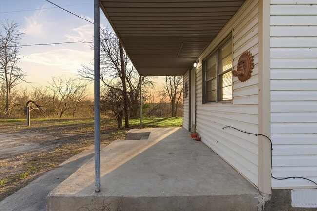 Photo - 212 Salinas Rd